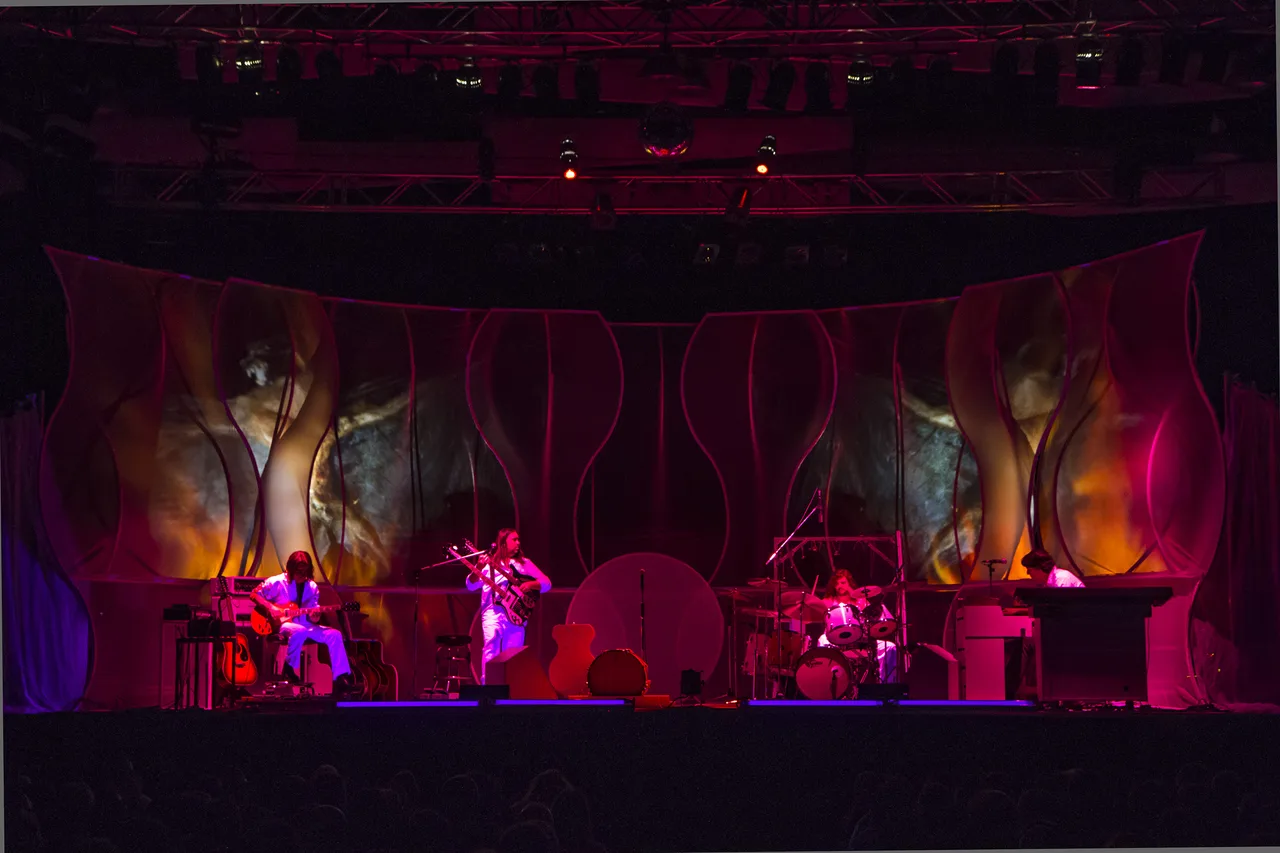 The Musical Box - …. and then there was PHIL…